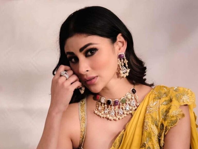 Mouni Roy