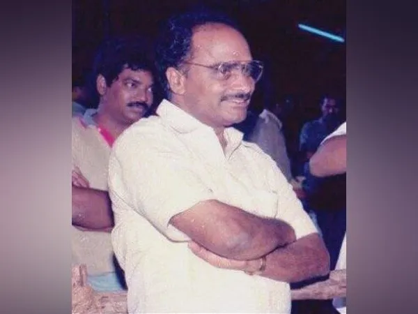 Vijaya Bapineedu