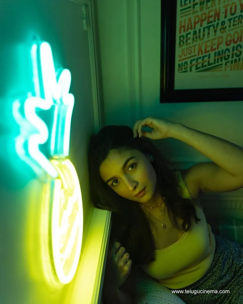 Aliabhatt Stills 19082100002