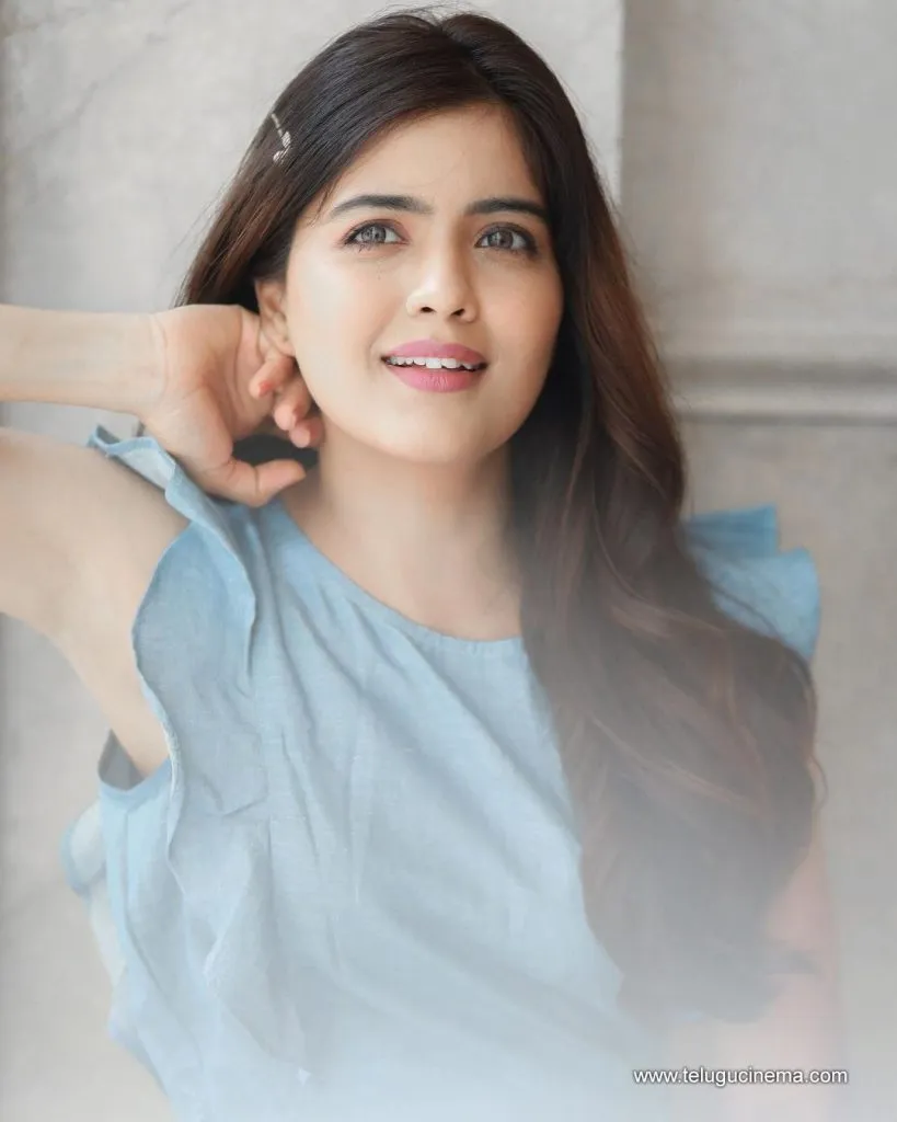 Amruthaayiier Stills 16082100004