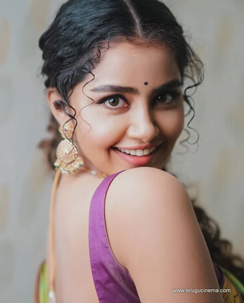 Anupama Stills 14082100002