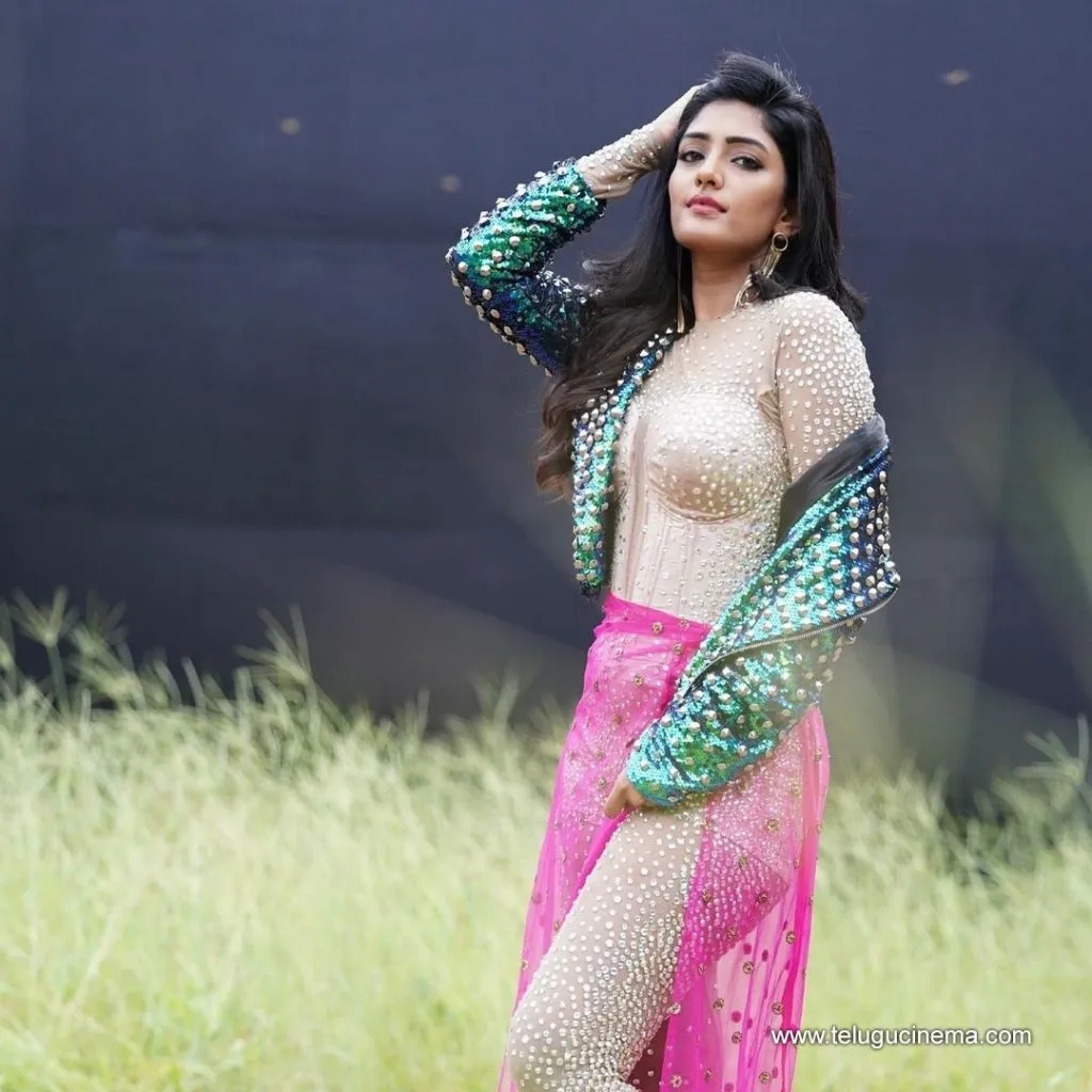 Eesharebba Stills 09082100003