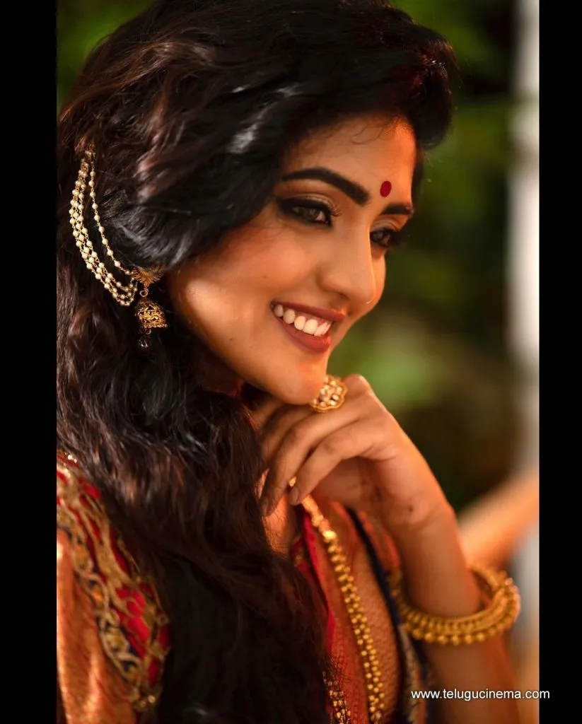 Eesharebba Stills 23082100004