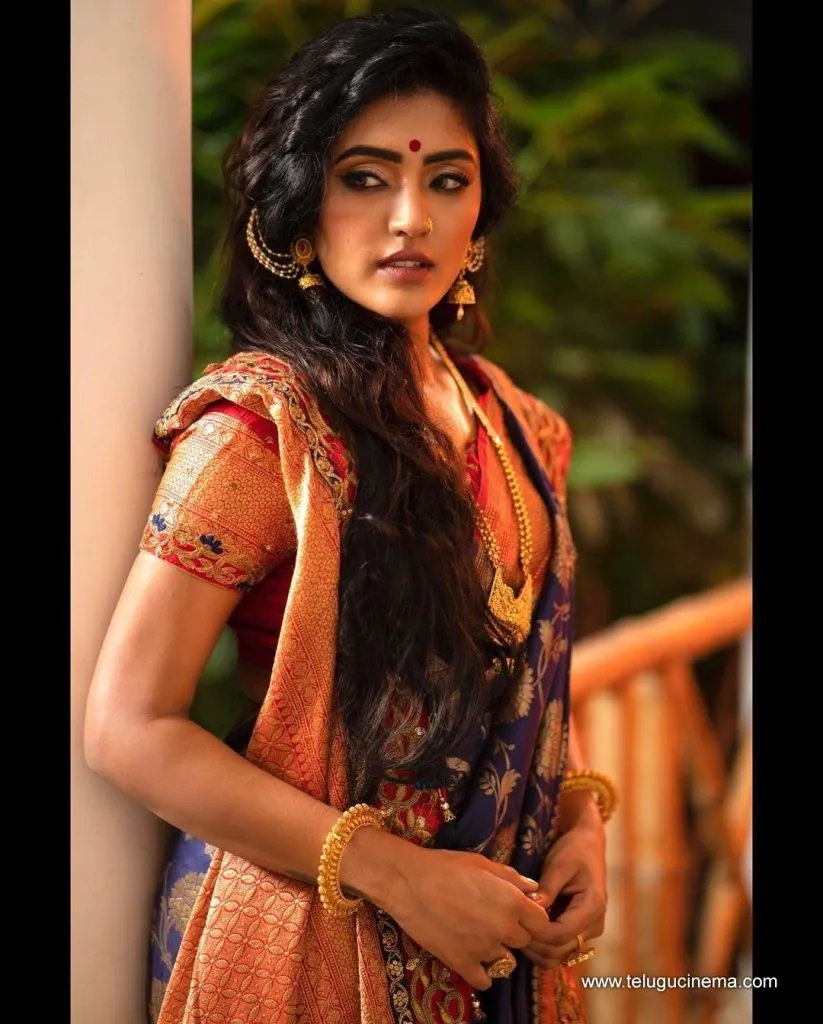 Eesharebba Stills 23082100005
