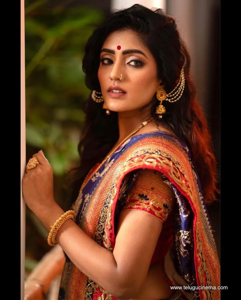 Eesharebba Stills 23082100007