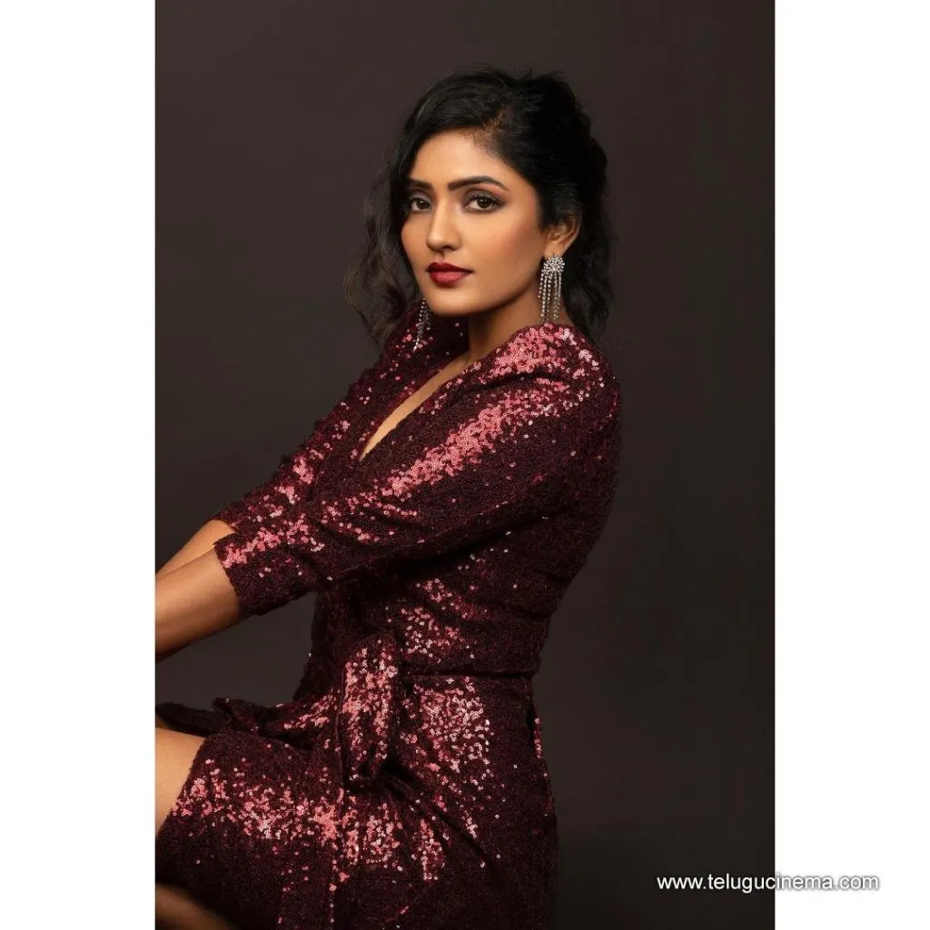Esharebba Stills 09082100003