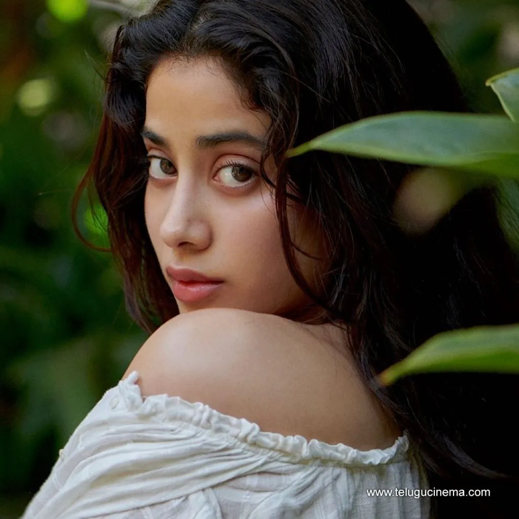 Janhvikapoor Stills 25082100001