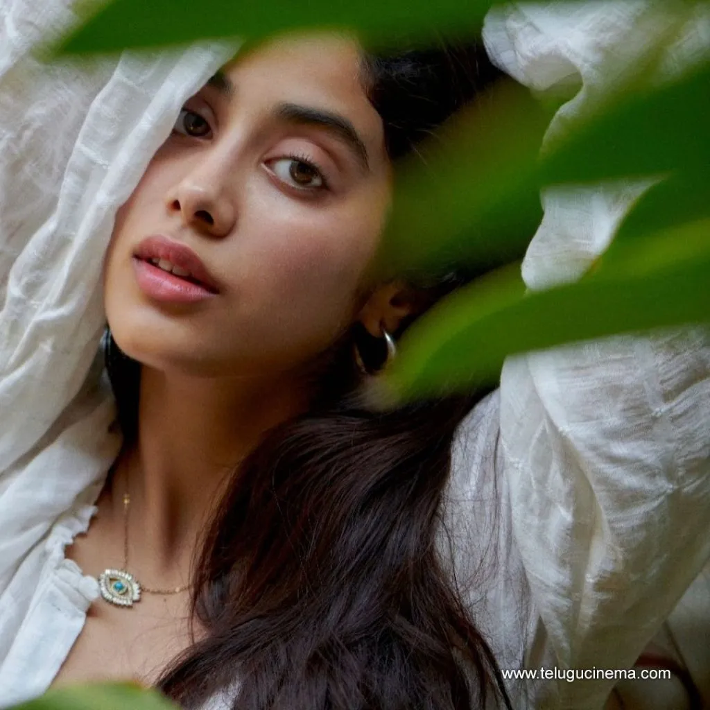 Janhvikapoor Stills 25082100002