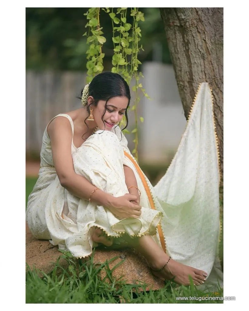 Mirnaliniravi Stills 21082100002