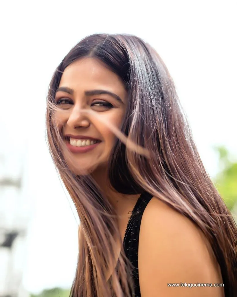 Monalgajjar Stills 12082100001