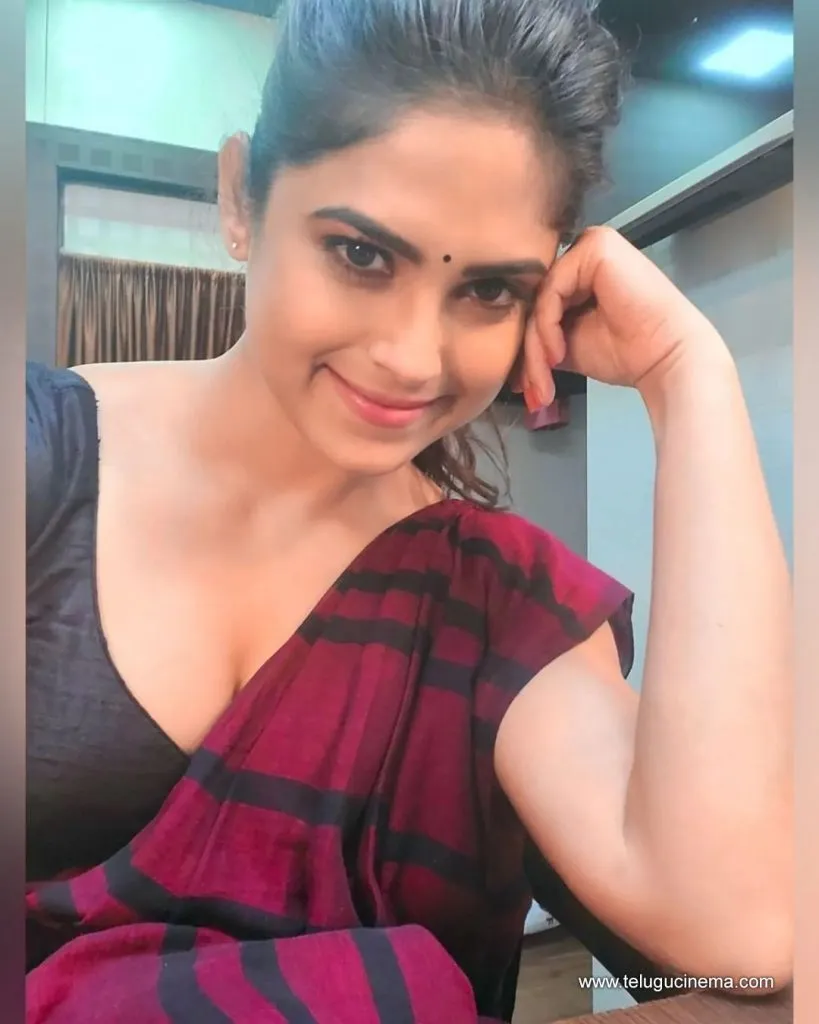 Nainaganguly Stills 27082100001 1