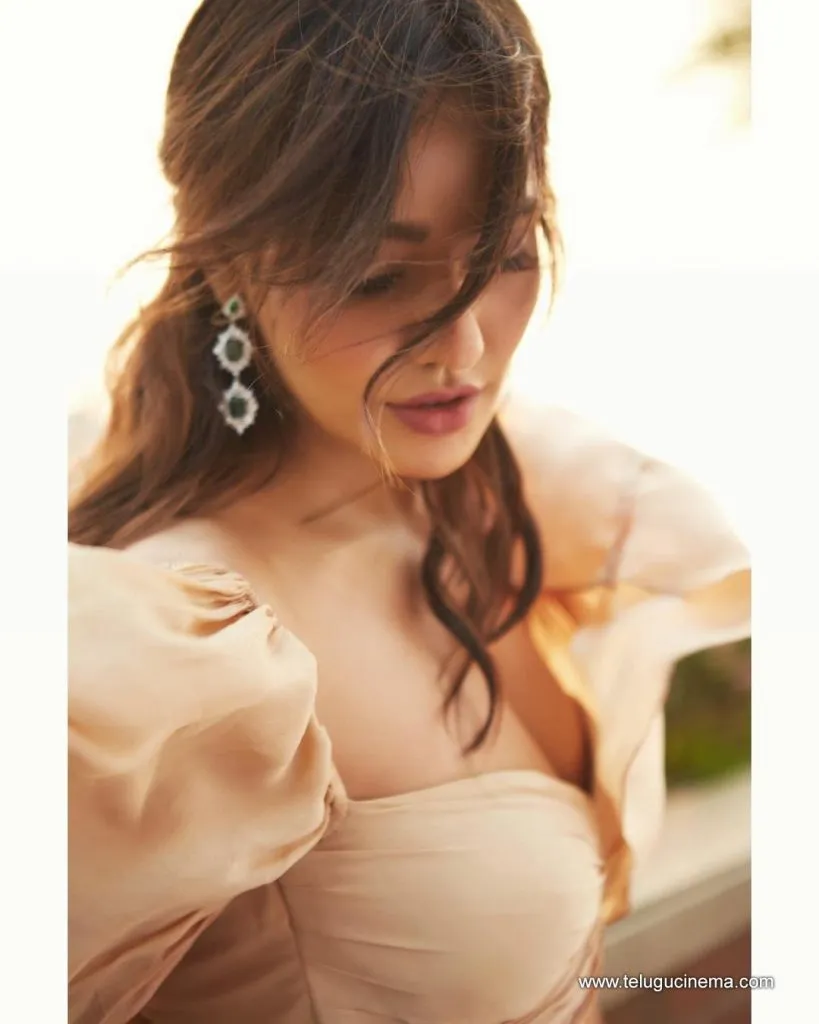 Nehasharma Stills 20082100002