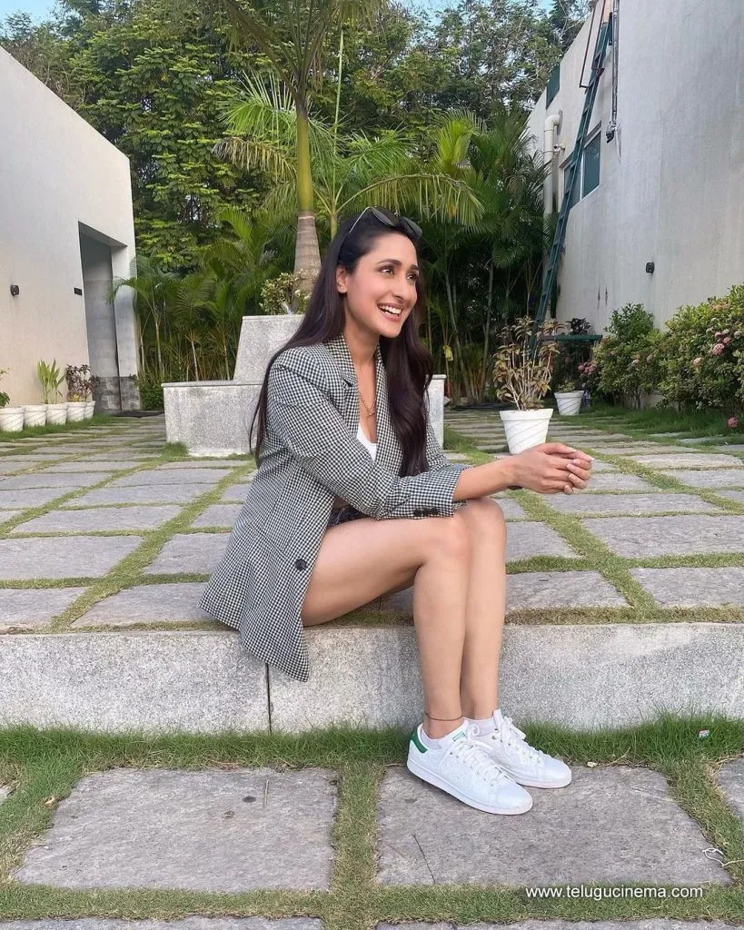 Pragyajaiswal Stills 27082100002