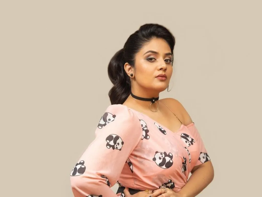 Sreemukhi Newspelli