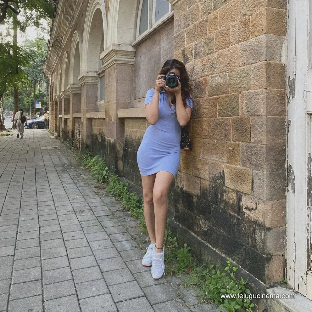 Lavanyatripati Still 29092100004