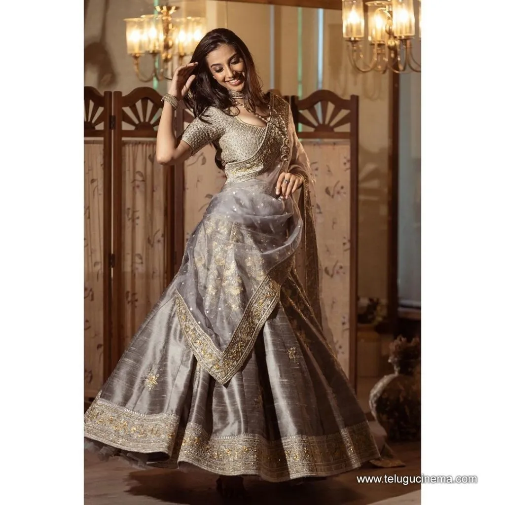 Minakshichaudary Still 27092100006
