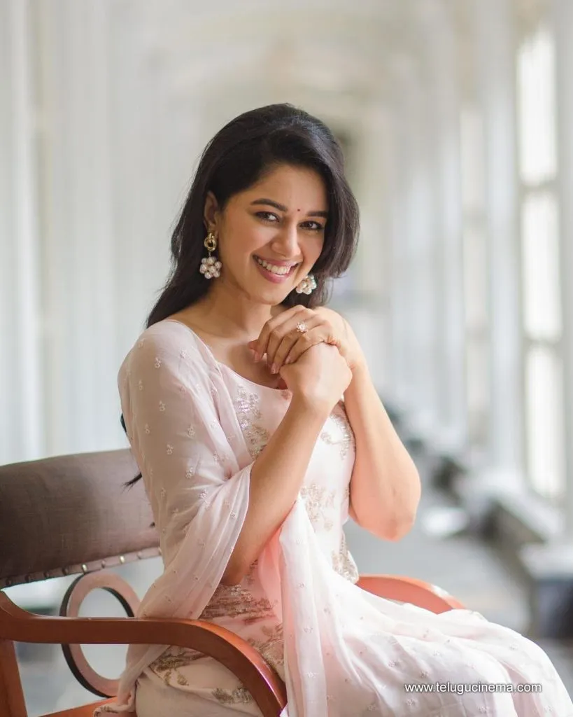 Mirnaliniravi Stills 09092100001 1