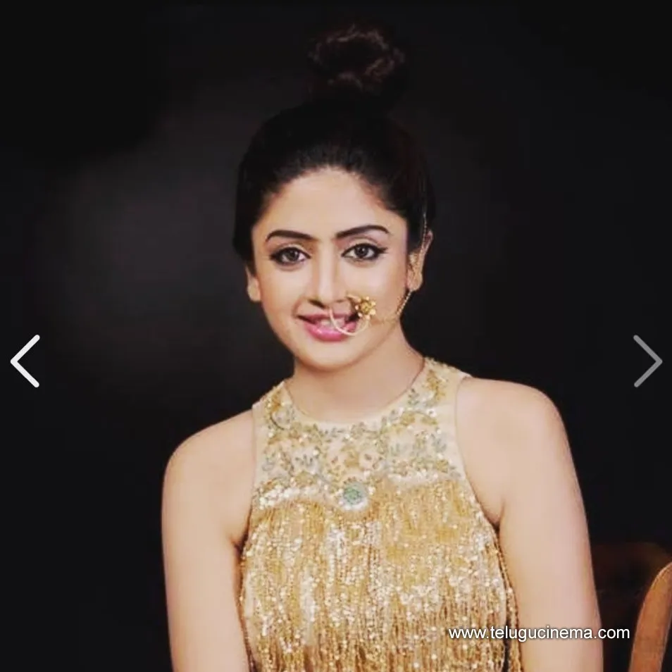 Poonamkaur Stills 07092100001