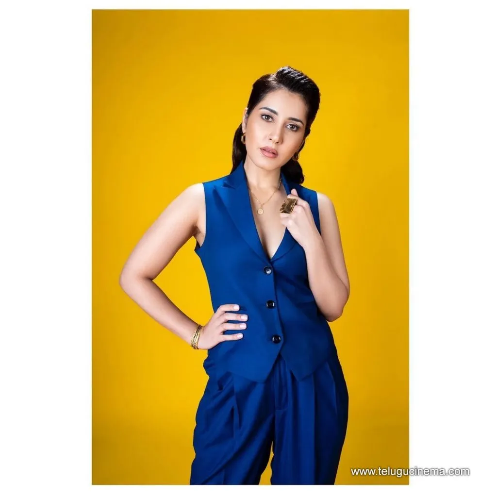 Samantha Stilla 16092100003
