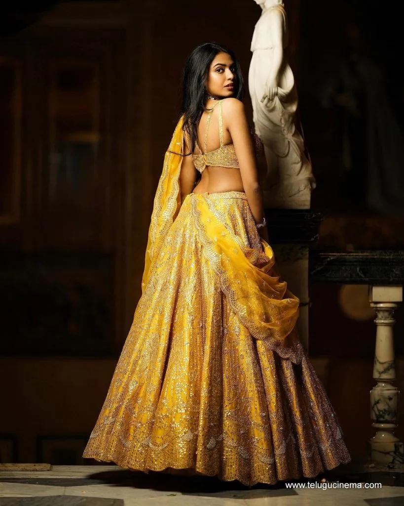 Shivani Stills 09092100001