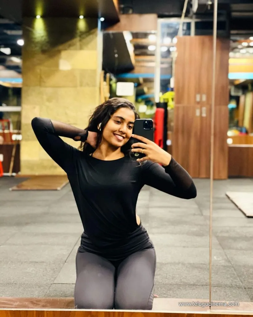 Shivathmika Stilla 16092100001