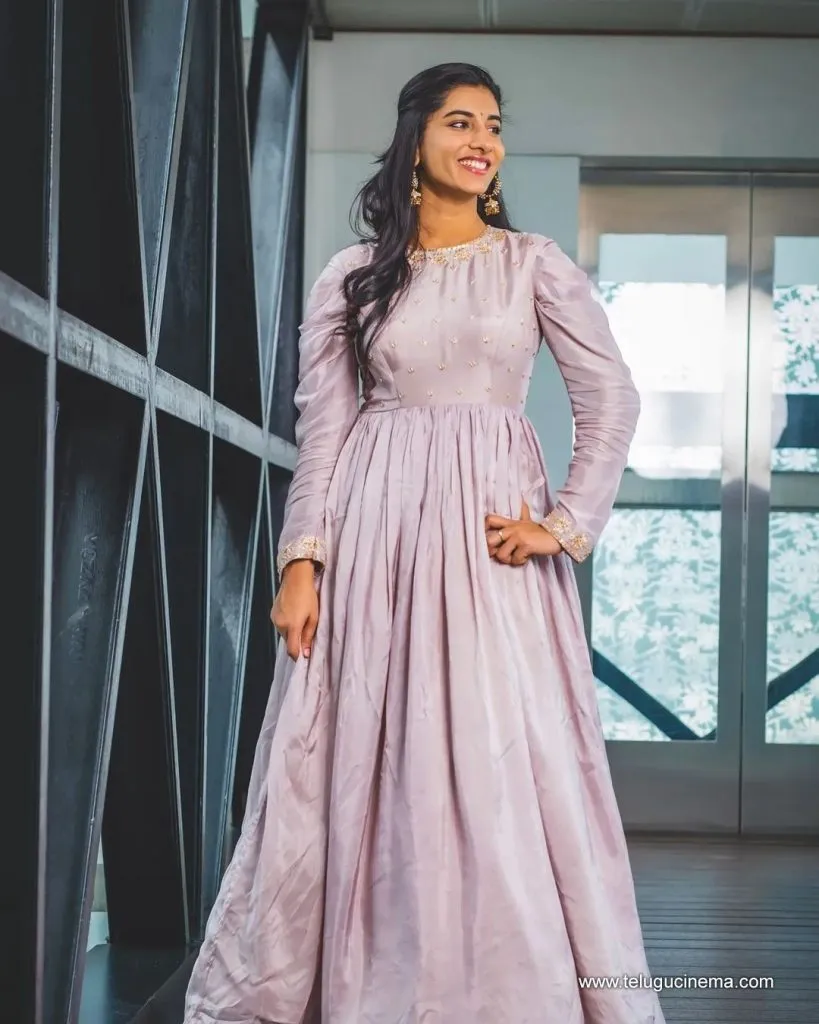 Vishnupriya Stilla 16092100002
