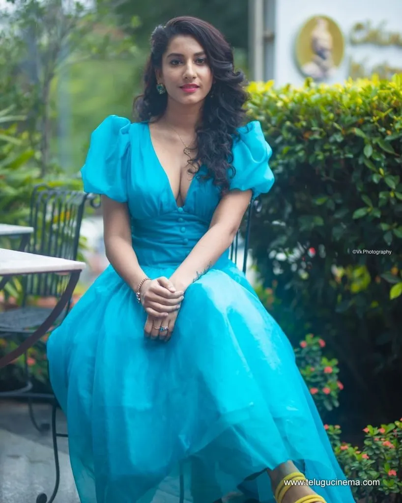 Vishnupriya Stills 07092100002