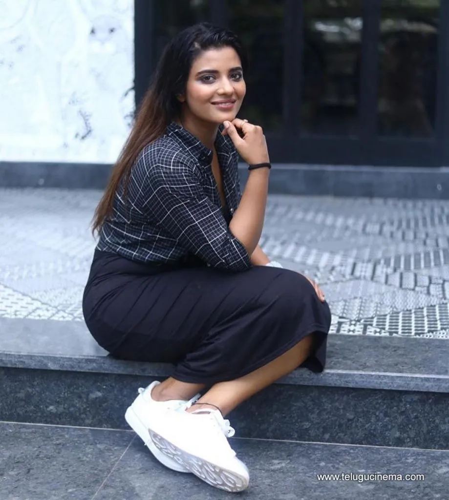 Aishwaryarajesh Stills 18102100001