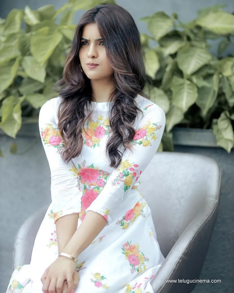 Amritha Stills 23102100002