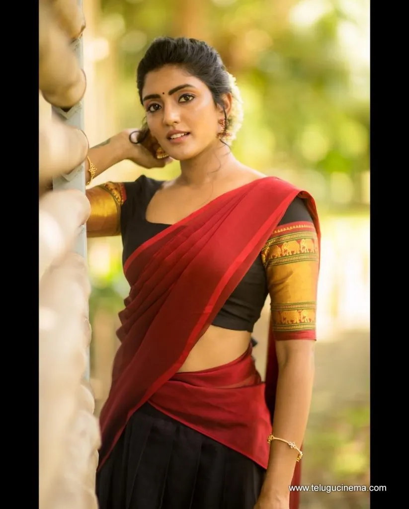 Eesharebba Stills 16102100002
