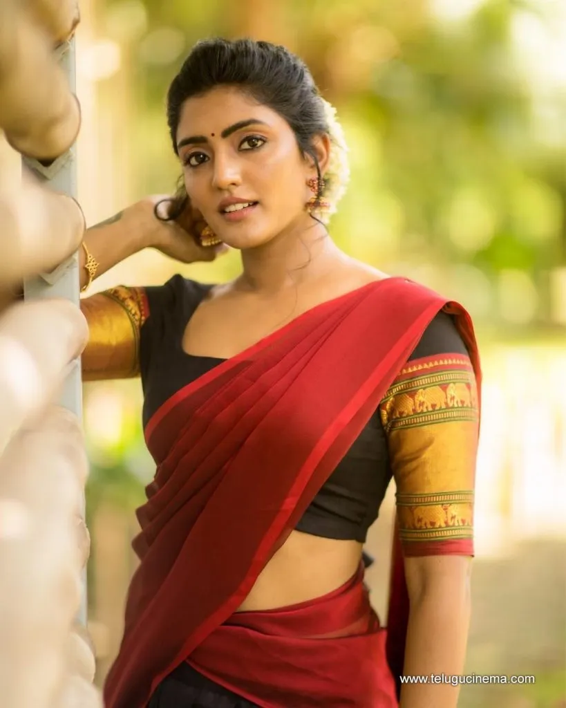Eesharebba Stills 16102100004