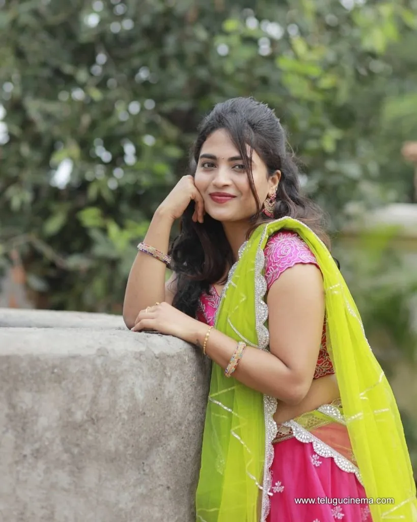 Harika Stills 21102100006