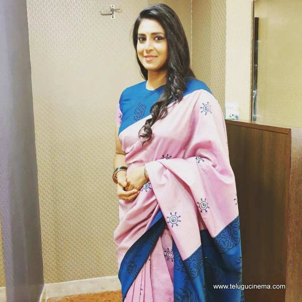 Kasthuri Stills 01102100007