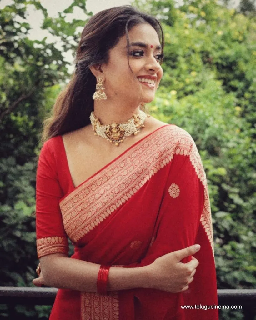 Keerthysuresh Stills 05102100003
