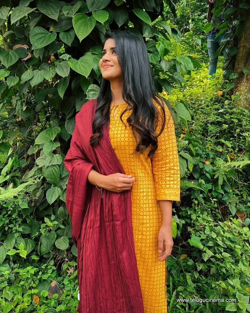 Meghaakash Stills 18102100002