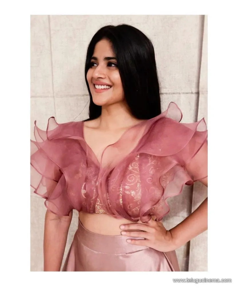 Meghaakash Stills 25102100003