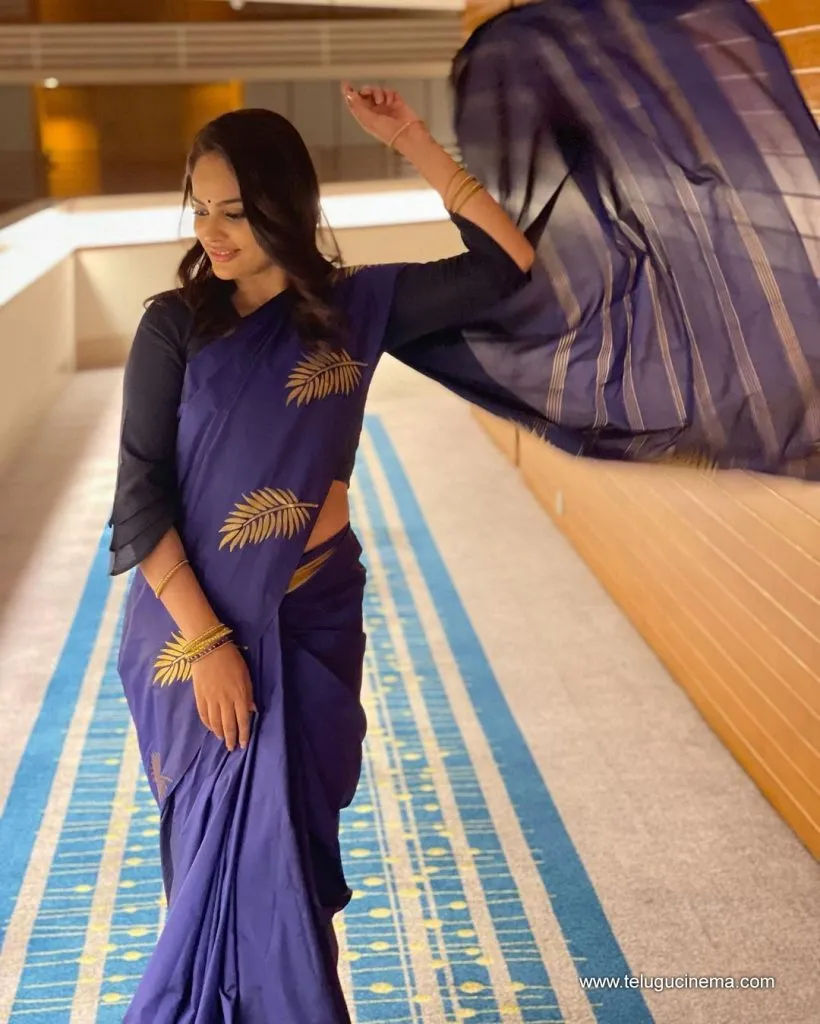 Nanditha Stills 15102100001