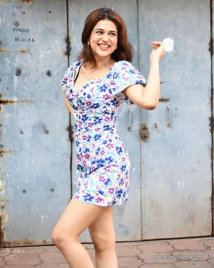 Shraddhadas Stills 25102100001