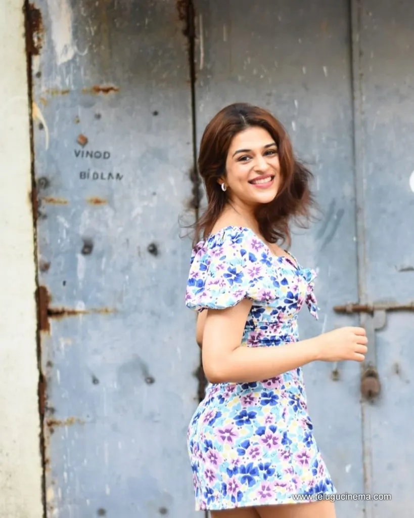 Shraddhadas Stills 25102100008