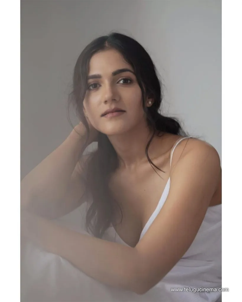 Simran Stills 14102100002