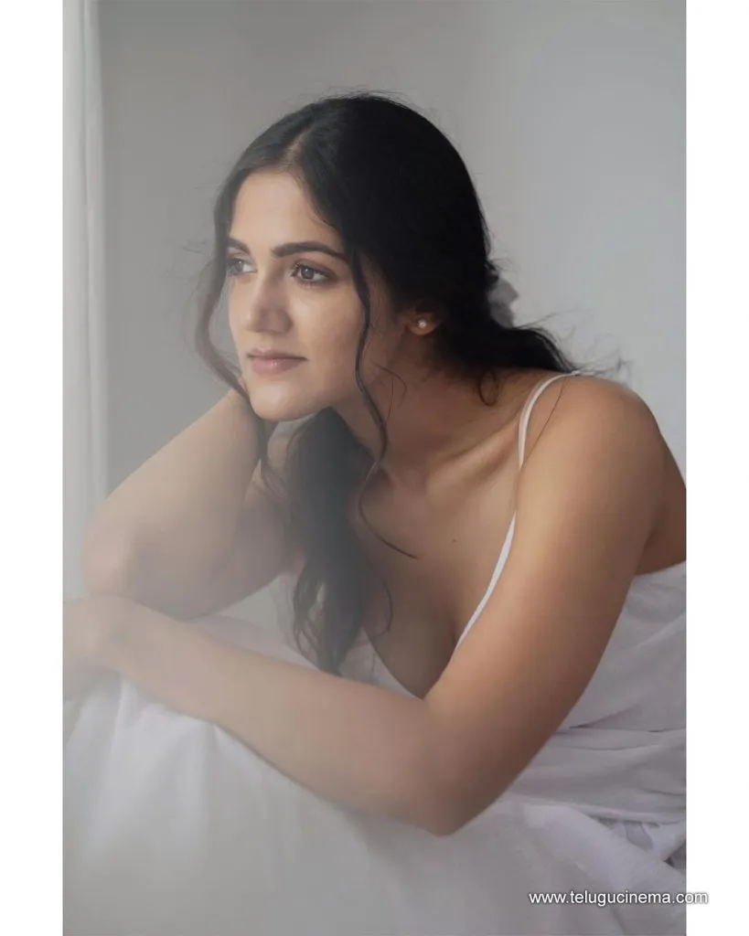 Simran Stills 14102100004