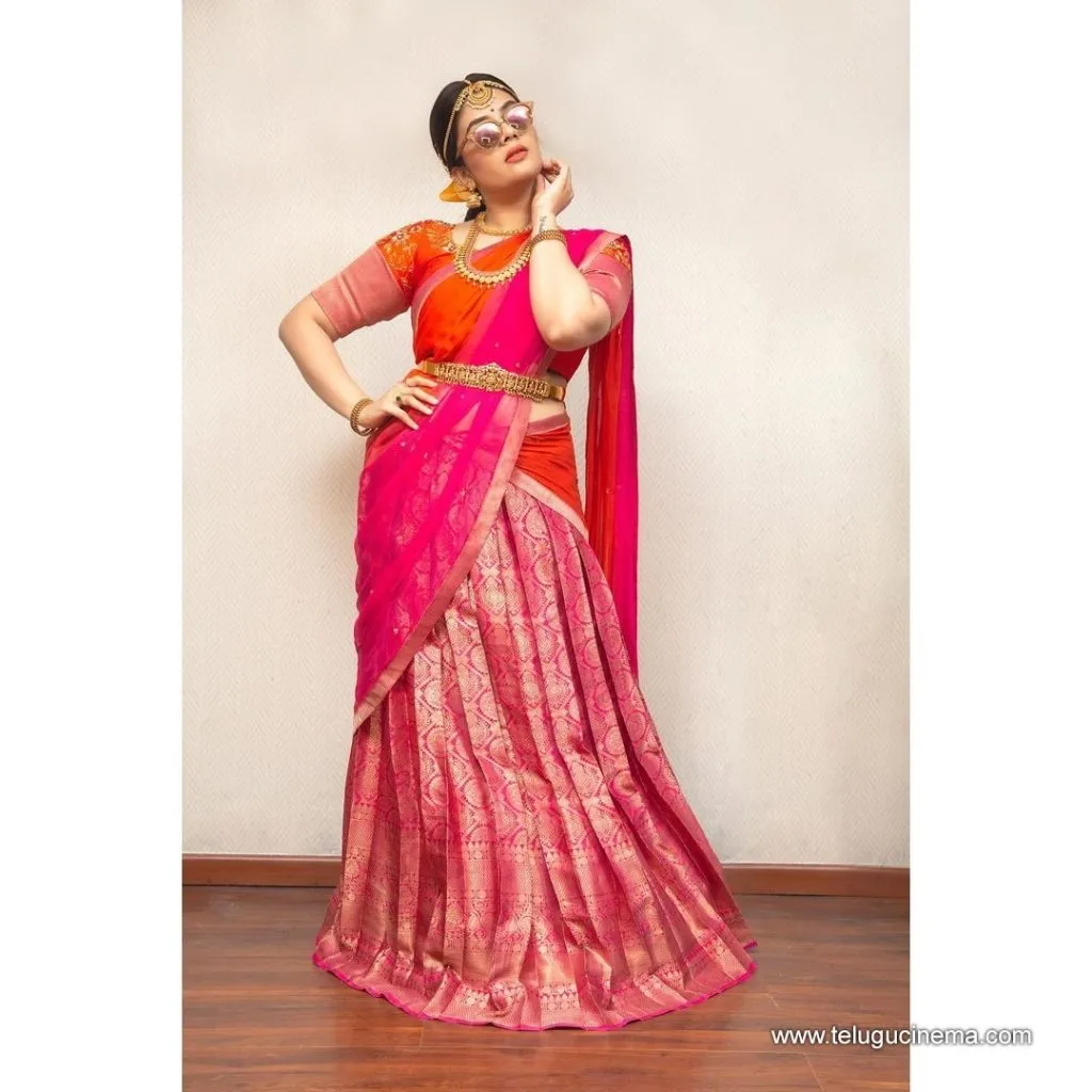 Sreemukhi Stills 05102100002