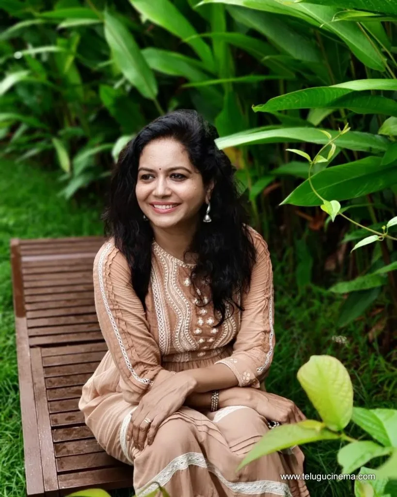 Sunitha Stills 04102100007