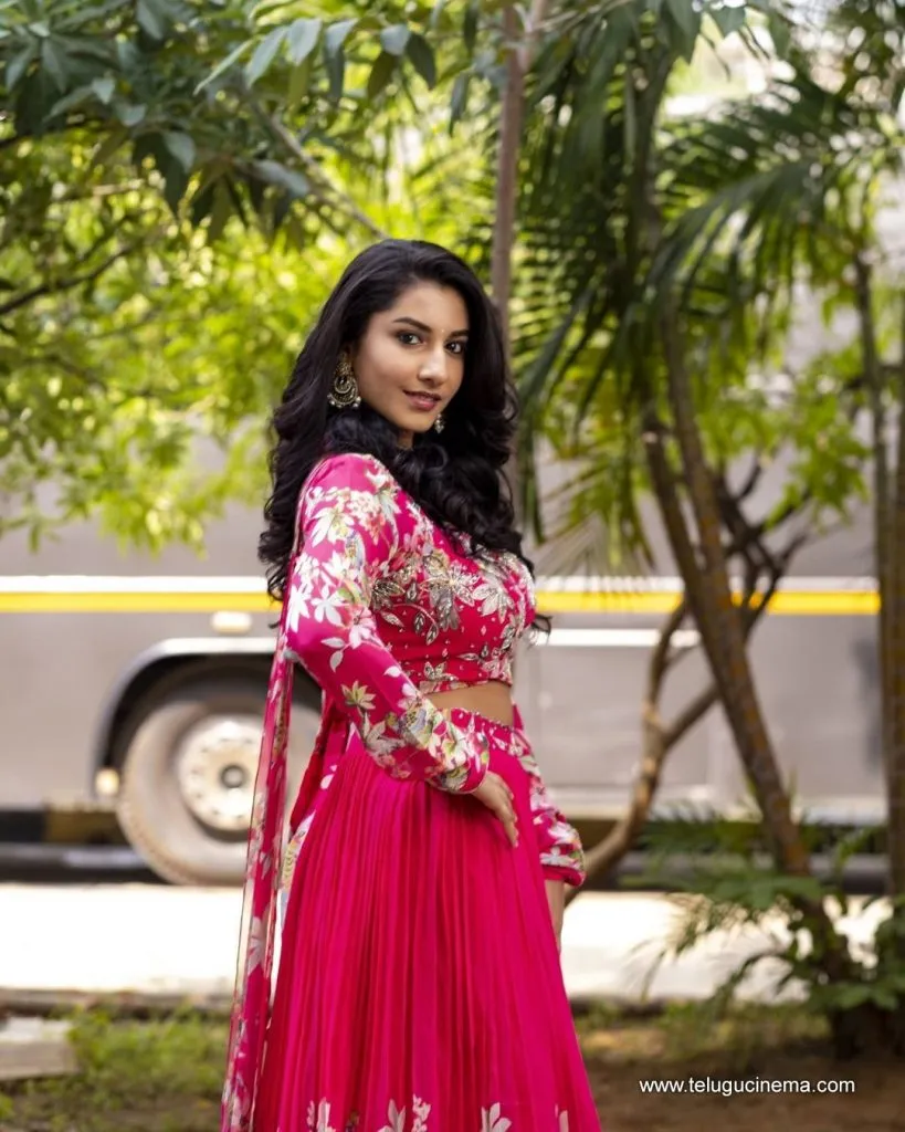 Vishnupriya Stills 23102100001