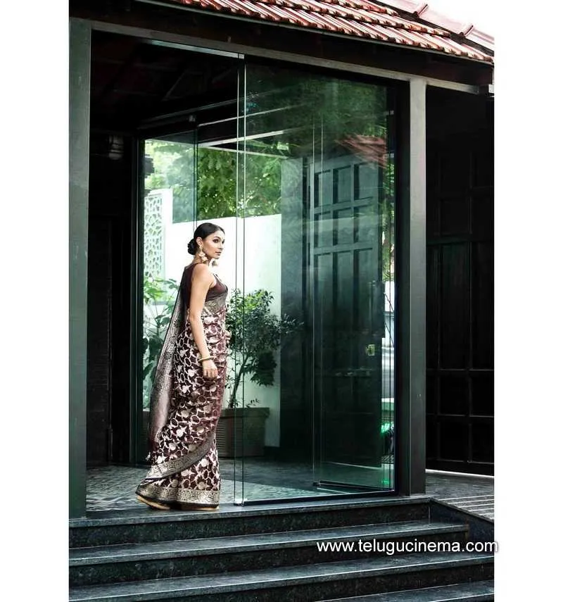 Andrea Stills 071121 001