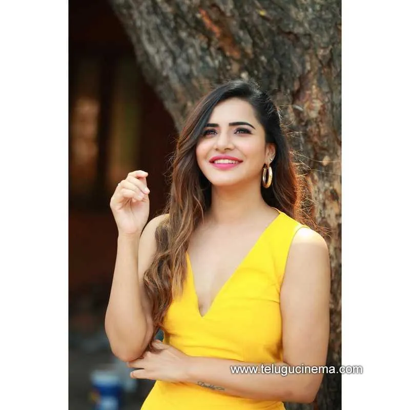 Ashureddy Stills 221121 001