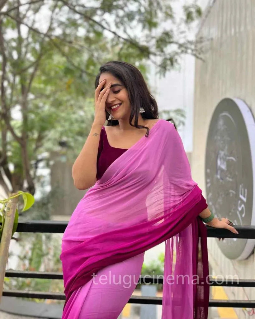 Deepthi Sunaina Nov283