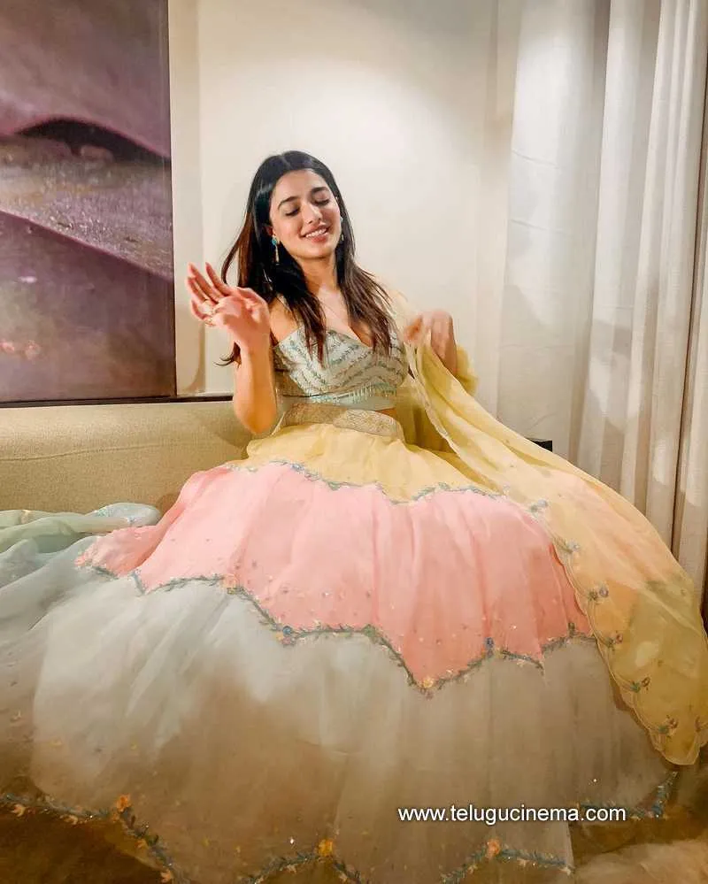 Kethikashetty Stills 071121 001
