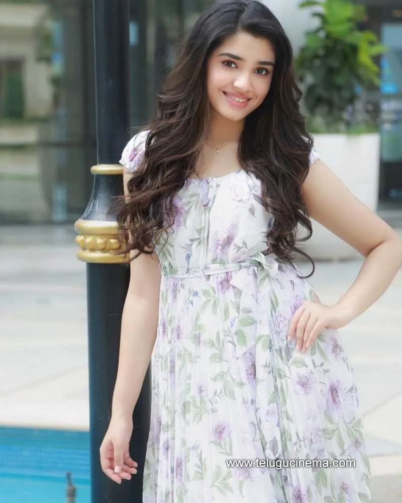 Krithishetty Stills 071121 001 1
