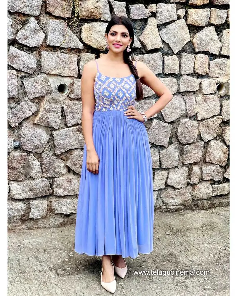 Lahari Stills 231121 002